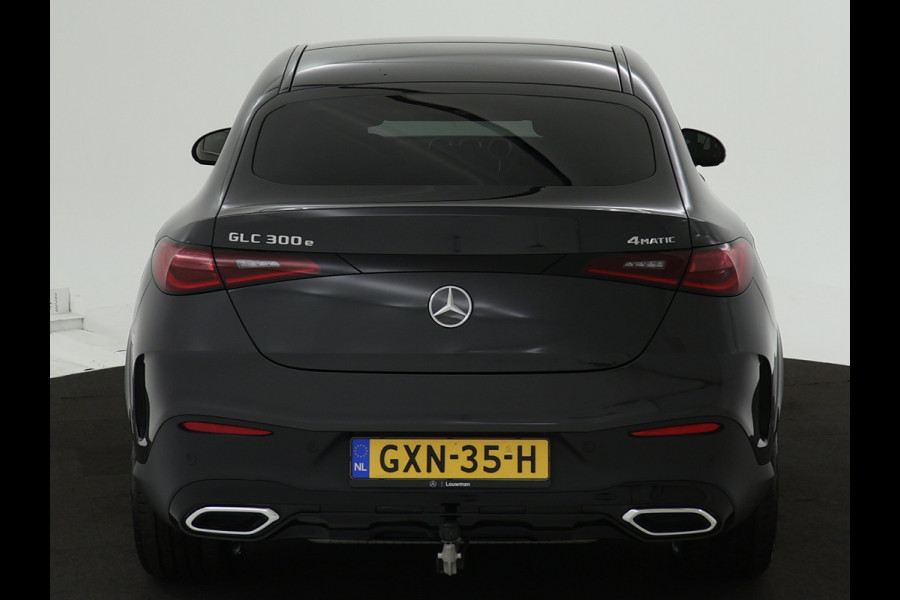 Mercedes-Benz GLC Coupé 300 e 4M AMG Plug-In Hybride | AMG Styling | Night Pakket | Trekhaak | Stoel en Stuurwiel verwarming | Memory voorstoelen | Inclusief 24 maanden MB Certified garantie voor Europa.