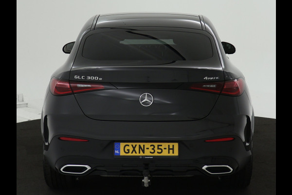 Mercedes-Benz GLC Coupé 300 e 4M AMG Plug-In Hybride | AMG Styling | Night Pakket | Trekhaak | Stoel en Stuurwiel verwarming | Memory voorstoelen | Inclusief 24 maanden MB Certified garantie voor Europa.