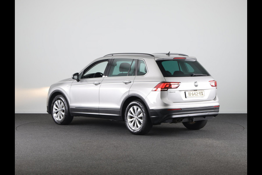 Volkswagen Tiguan 1.5 TSI ACT Highline Navigatie | Stoelverwarming | Camera | Carplay