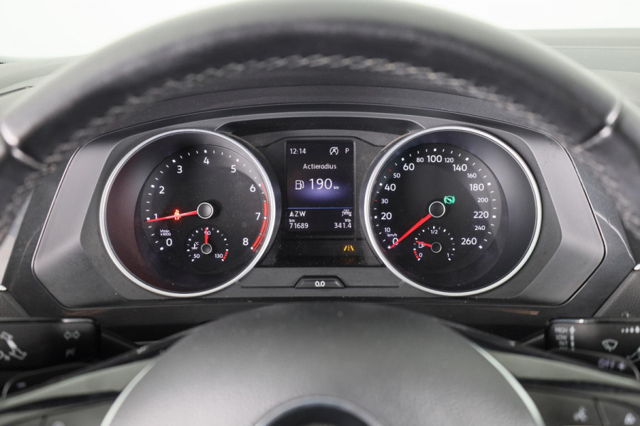 Volkswagen Tiguan 1.5 TSI ACT Highline Navigatie | Stoelverwarming | Camera | Carplay