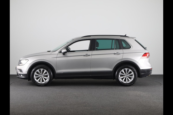 Volkswagen Tiguan 1.5 TSI ACT Highline Navigatie | Stoelverwarming | Camera | Carplay