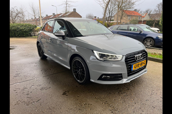 Audi A1 SPORTBACK 1.0 TFSI Advance Sport S-LINE-NAVI-LED-PDC