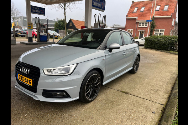 Audi A1 SPORTBACK 1.0 TFSI Advance Sport S-LINE-NAVI-LED-PDC