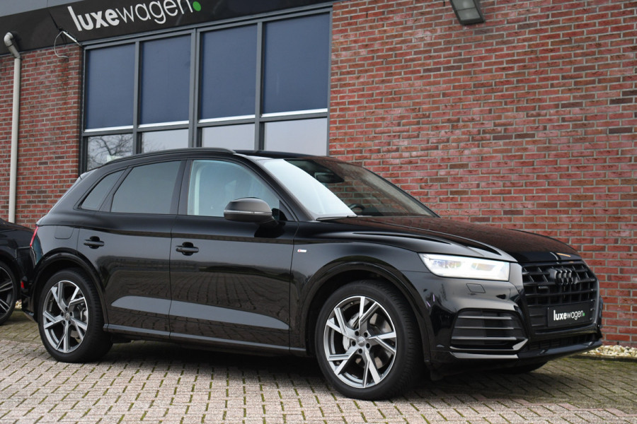 Audi Q5 55 TFSI e 367pk quattro S-Line Trekh Optic-black 20inch Keyless