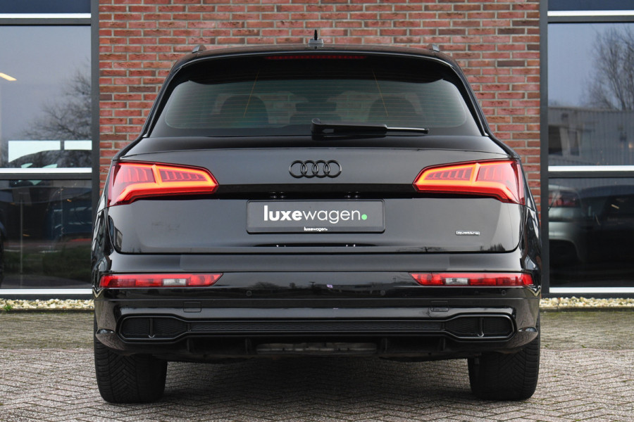 Audi Q5 55 TFSI e 367pk quattro S-Line Trekh Optic-black 20inch Keyless