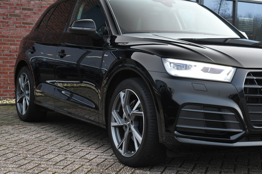 Audi Q5 55 TFSI e 367pk quattro S-Line Trekh Optic-black 20inch Keyless