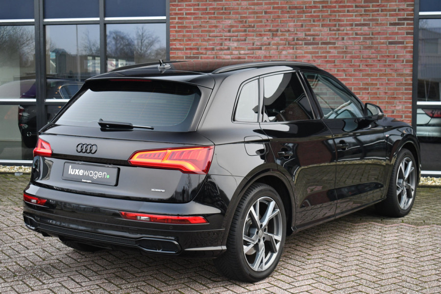 Audi Q5 55 TFSI e 367pk quattro S-Line Trekh Optic-black 20inch Keyless