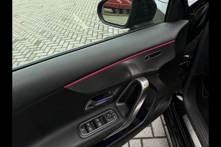 Mercedes-Benz A-Klasse 250 Premium Plus PANO NAVI WIDESCREEN SFEERVERLICHTING