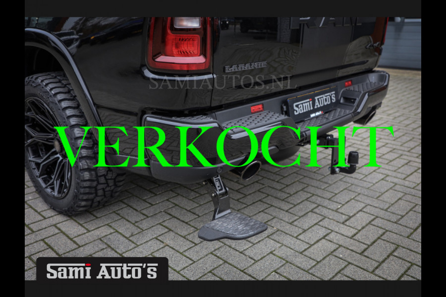 Dodge Ram PREMIUM NIGHT 2025 | BOM VOL + 14.4 INCH SCHERM | LUCHTVERING | HUD | HURRICAN 420PK 636 Nm | PRIJS MET LPG EN COVER EN GARANTIE DUBBELE CABINE | PICK UP | 5 PERSOONS | DC | GRIJSKENTEKEN | VOORRAAD NR 2231 - 4946