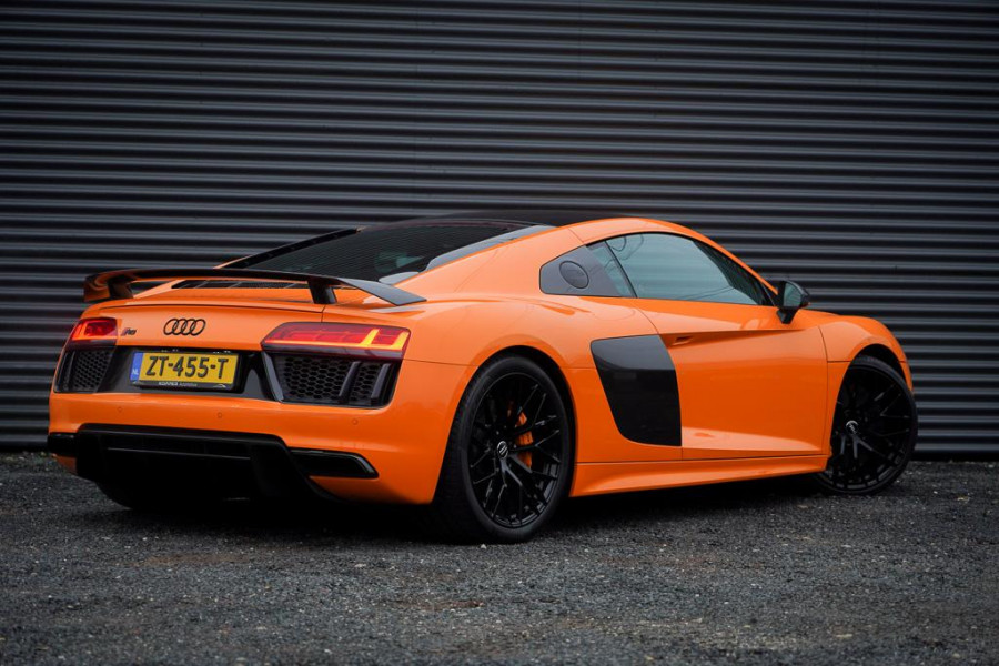 Audi R8 5.2 FSI quattro Plus Akrapovic / Keramisch / B&O / Carbon / Glut Orange