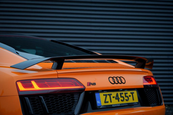 Audi R8 5.2 FSI quattro Plus Akrapovic / Keramisch / B&O / Carbon / Glut Orange