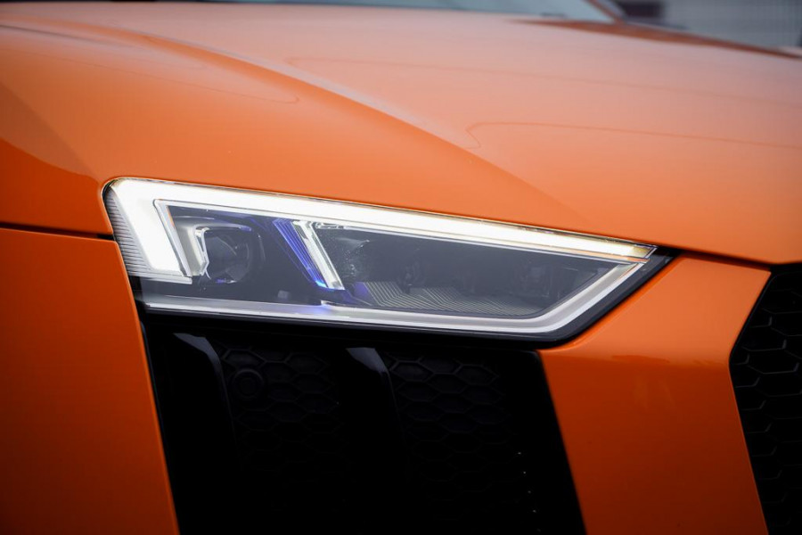 Audi R8 5.2 FSI quattro Plus Akrapovic / Keramisch / B&O / Carbon / Glut Orange