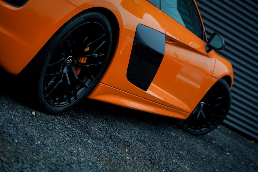 Audi R8 5.2 FSI quattro Plus Akrapovic / Keramisch / B&O / Carbon / Glut Orange