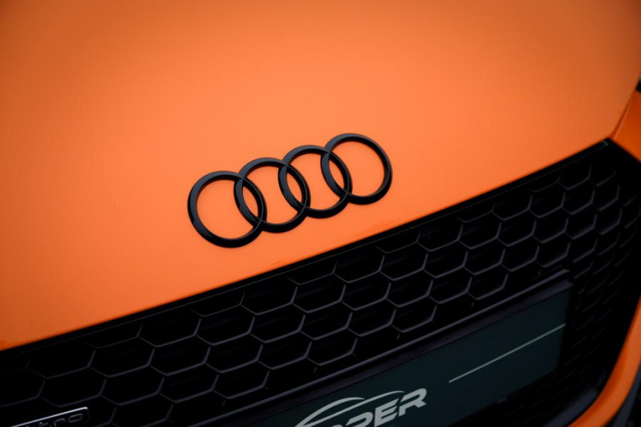 Audi R8 5.2 FSI quattro Plus Akrapovic / Keramisch / B&O / Carbon / Glut Orange