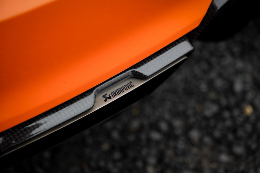 Audi R8 5.2 FSI quattro Plus Akrapovic / Keramisch / B&O / Carbon / Glut Orange