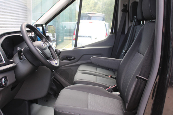 Ford Transit 350 2.0 TDCI L2H2 Trend 130pk Trend - Facelift - Navigatie - Blind Spot - Adaptive cruise - 360 Camera - Trekhaak - Rijklaar