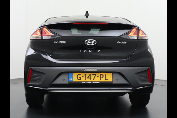 Hyundai IONIQ Premium EV 38kWh Apple Carplay Android Auto Ecc Cruise-Control Adaptief Led Infinity-luidsprekers Warmtepomp Leder Camera Pdc Na Verwarmde stoelen Bluetooth Keyless Lmv Connected I-Key Lane-Assist Verkeersbord-detectie