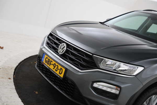 Volkswagen T-Roc 1.0 TSI Style Navigatie, Lmv, Climate