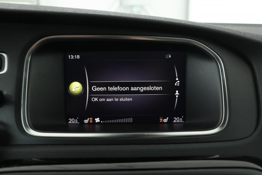 Volvo V40 1.5 T3 Dynamic Edition | Panoramadak | Adaptive cruise | Stoelverwarming | Park Assist | Full LED | Camera | Keyless