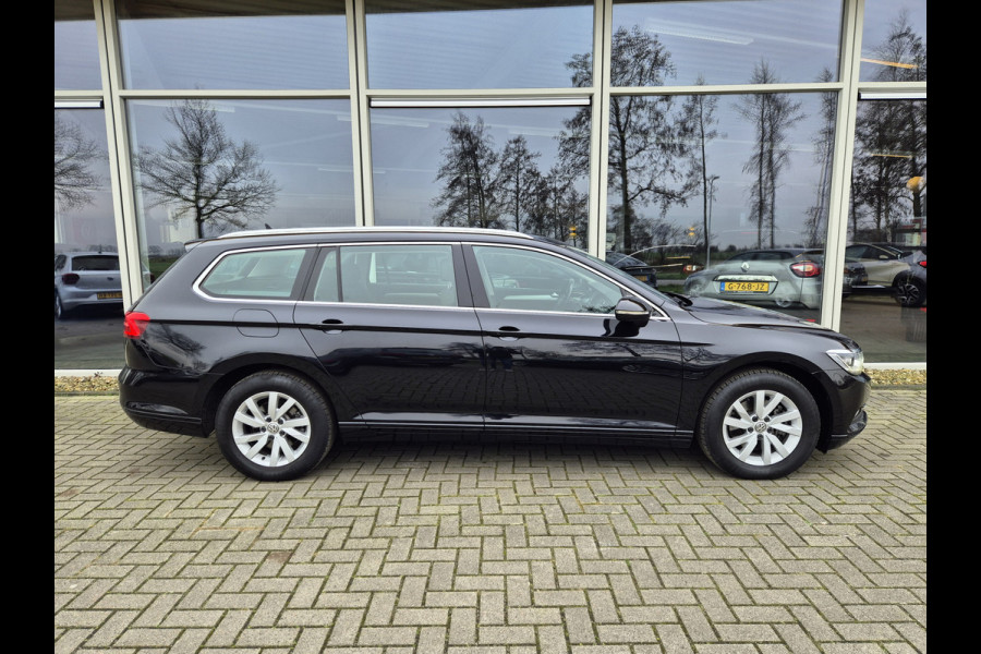 Volkswagen Passat Variant 1.5 TSI Comfortline Business Automaat | Navigatie | Clima