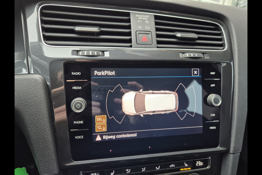 Volkswagen GOLF Variant 1.0 TSI Comfortline Business | Navigatie | Stoelverwarming | Android/Apple Carplay