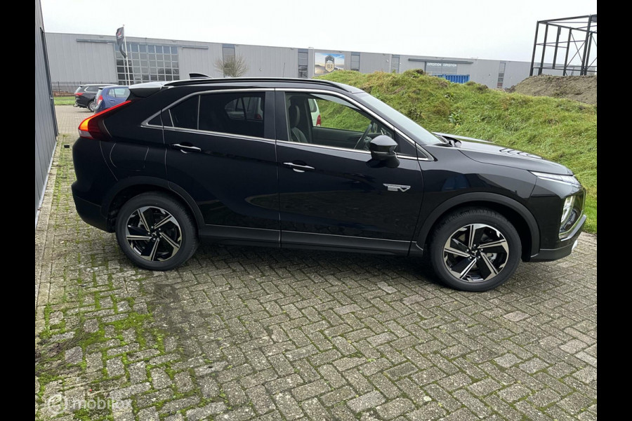 Mitsubishi Eclipse Cross 2.4 PHEV Business Intense+