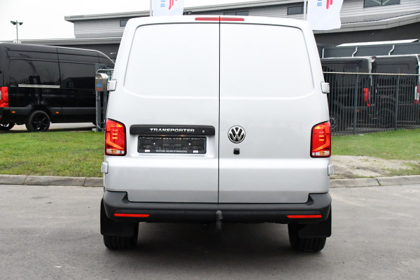 Volkswagen Transporter 2.0 TDI L1H1 30 Bulli Edition Virtual, Adaptieve Cruise, Camera, 150PK, Automaat, NAVI, Carplay, Multimedia, LED, UNIEK