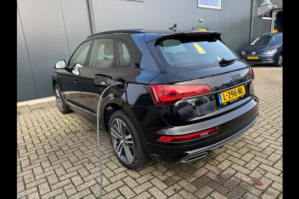 Audi Q5 50 TFSI * S-Line * Elect. Panoramadak * Elect. Achterklep * Rondom zicht camera *