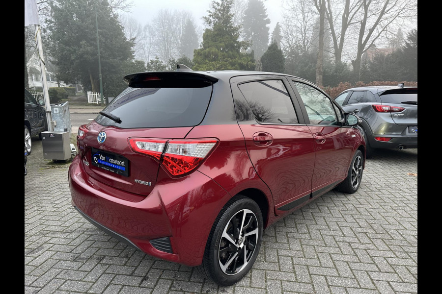 Toyota Yaris 1.5 Hybrid Bi-Tone 1eEig|Keyless|Camera|Rijstrooksensor