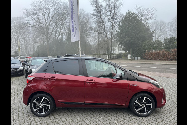 Toyota Yaris 1.5 Hybrid Bi-Tone 1eEig|Keyless|Camera|Rijstrooksensor