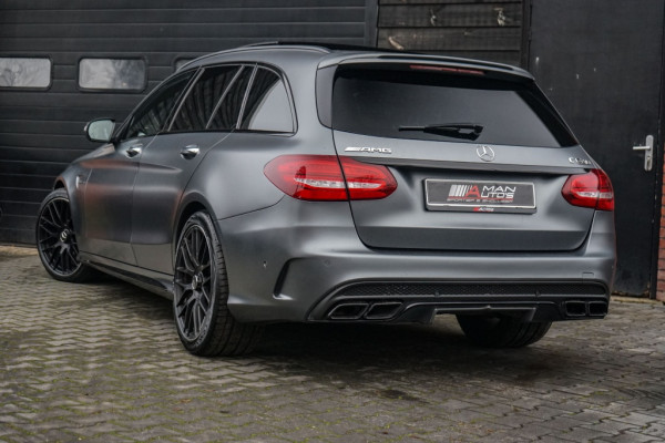 Mercedes-Benz C-Klasse -klasse C63S AMG Pano/Burm/Perf-zetels/Ceramic/Memory/360/Night