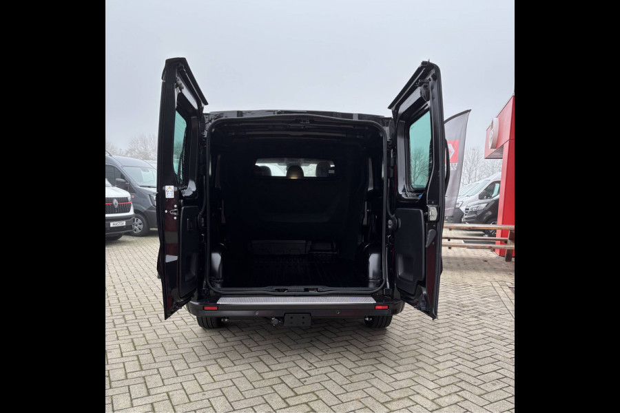 Renault Trafic Exclusive T30 2.0 dCi 150 PK L2H1 Dubbele cabine 17 inch velgen, Trekhaak, Apple Carplay