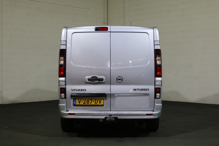 Opel Vivaro 1.6 CDti 145pk L2 H1 Sport Airco Navigatie Camera Trekhaak