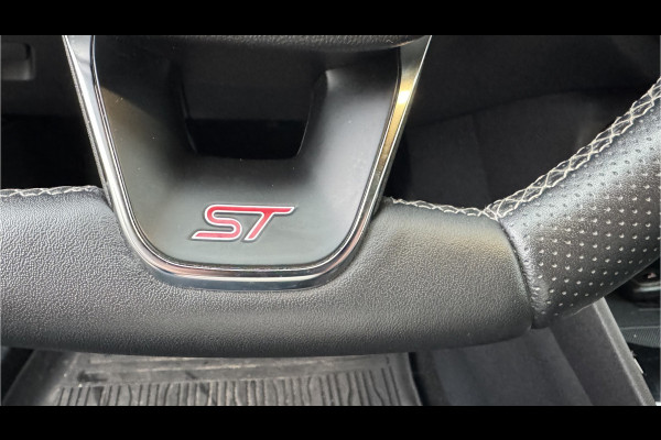 Ford Fiesta 1.5 EcoBoost ST-3 Performance 200 pk | Recaro