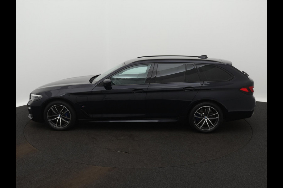 BMW 5 Serie Touring 530e PLUG-In Executive M-SPORT LIVE-COCKPIT