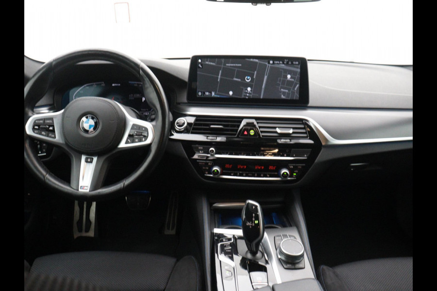 BMW 5 Serie Touring 530e PLUG-In Executive M-SPORT LIVE-COCKPIT