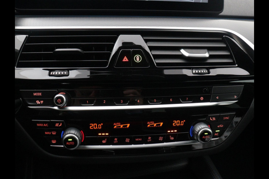 BMW 5 Serie Touring 530e PLUG-In Executive M-SPORT LIVE-COCKPIT