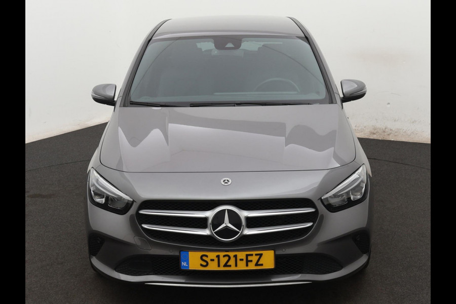 Mercedes-Benz B-Klasse 180 AUTOM. Luxury Line WIDESCREEN FULL-LED SFEERVERLICHTING