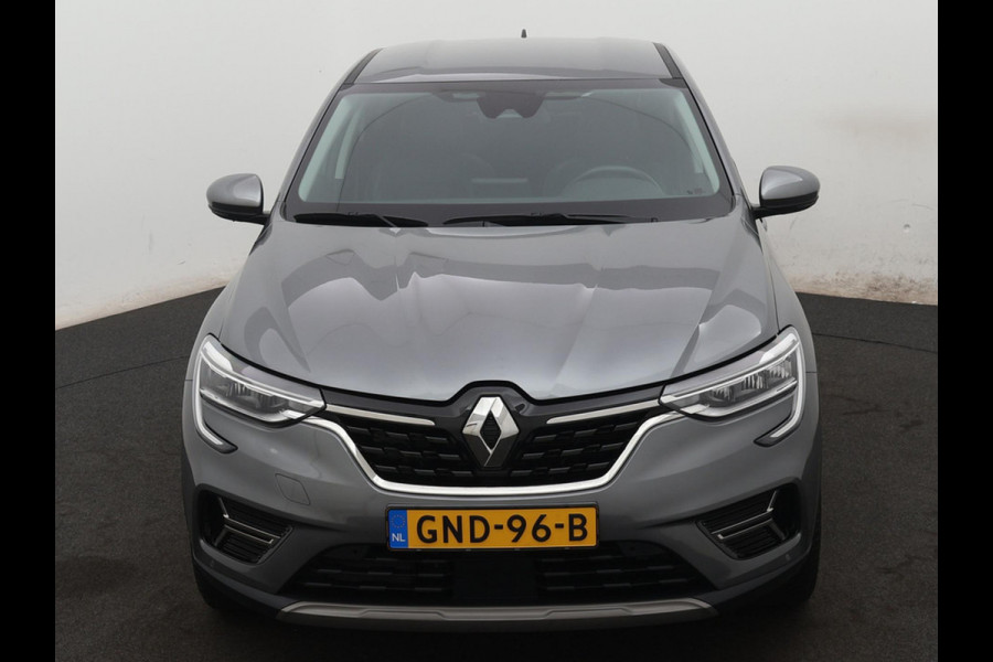 Renault Arkana 1.3 TCe 140 AUT. AD-CRUISE CAMERA CARPLAY WINTER-PACK