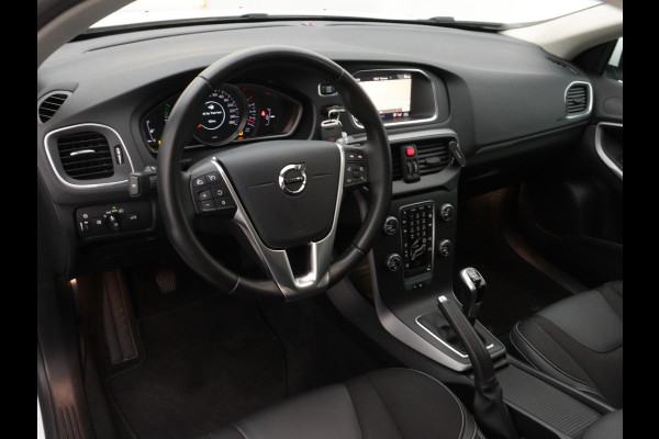 Volvo V40 2.0 T3 Momentum NAVI CRUISE WINTER-PACK