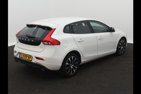 Volvo V40 2.0 T3 Momentum NAVI CRUISE WINTER-PACK