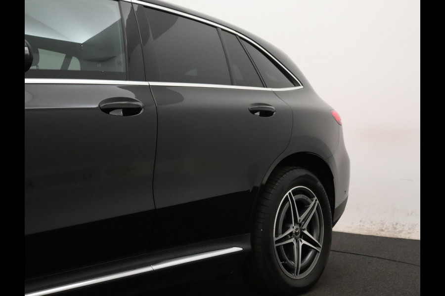 Mercedes-Benz EQC 400 4MATIC AMG Premium 80 kWh 8% Bijtelling TREKHAAK 1.800KG