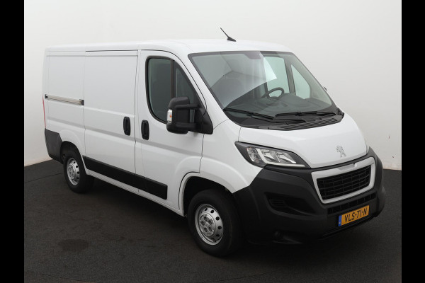 Peugeot Boxer 330 2.2 BlueHDi 120 L1H1 Premium CAMERA NAVI TREKHAAK