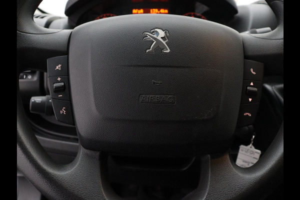 Peugeot Boxer 330 2.2 BlueHDi 120 L1H1 Premium CAMERA NAVI TREKHAAK