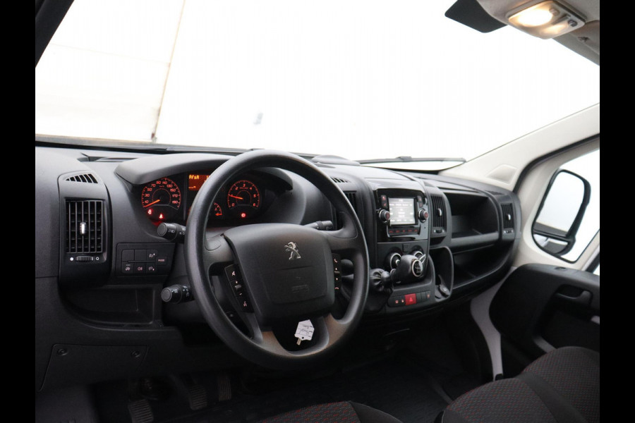 Peugeot Boxer 330 2.2 BlueHDi 120 L1H1 Premium CAMERA NAVI TREKHAAK