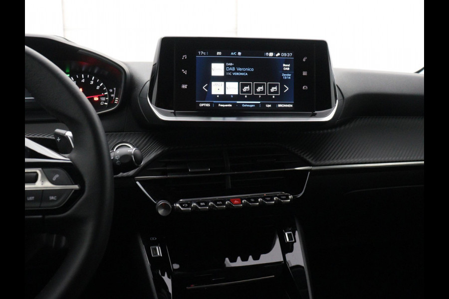 Peugeot 208 1.2 PureTech Allure CAMERA CARPLAY