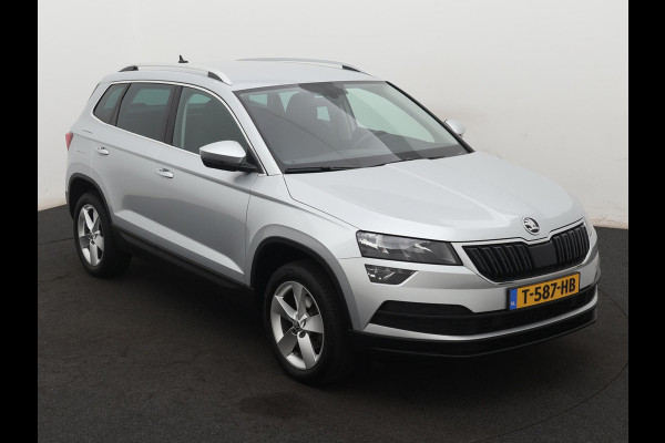 Škoda Karoq 1.5 TSI ACT Business Edition NAVI CRUISE CARPLAY