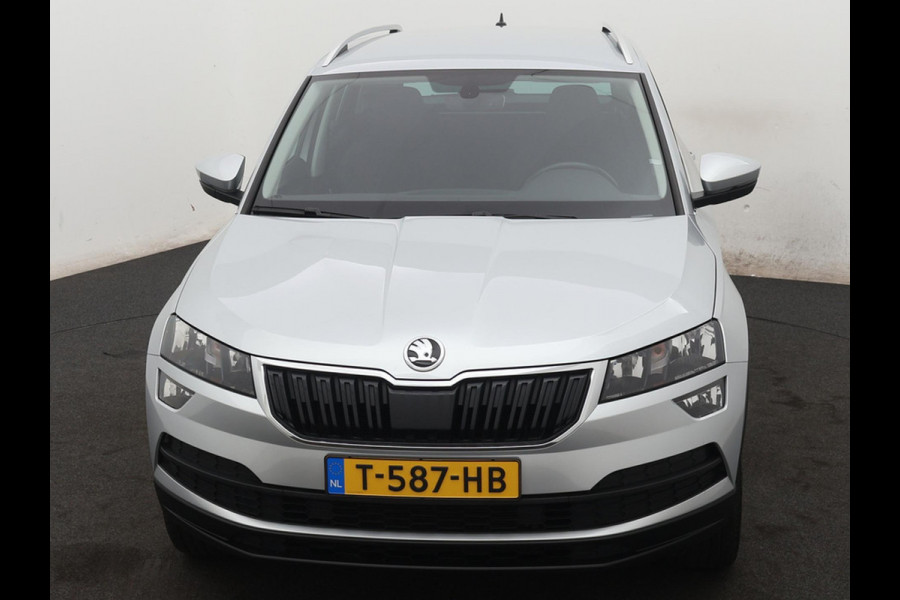 Škoda Karoq 1.5 TSI ACT Business Edition NAVI CRUISE CARPLAY