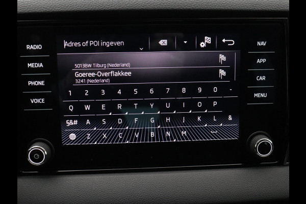 Škoda Karoq 1.5 TSI ACT Business Edition NAVI CRUISE CARPLAY