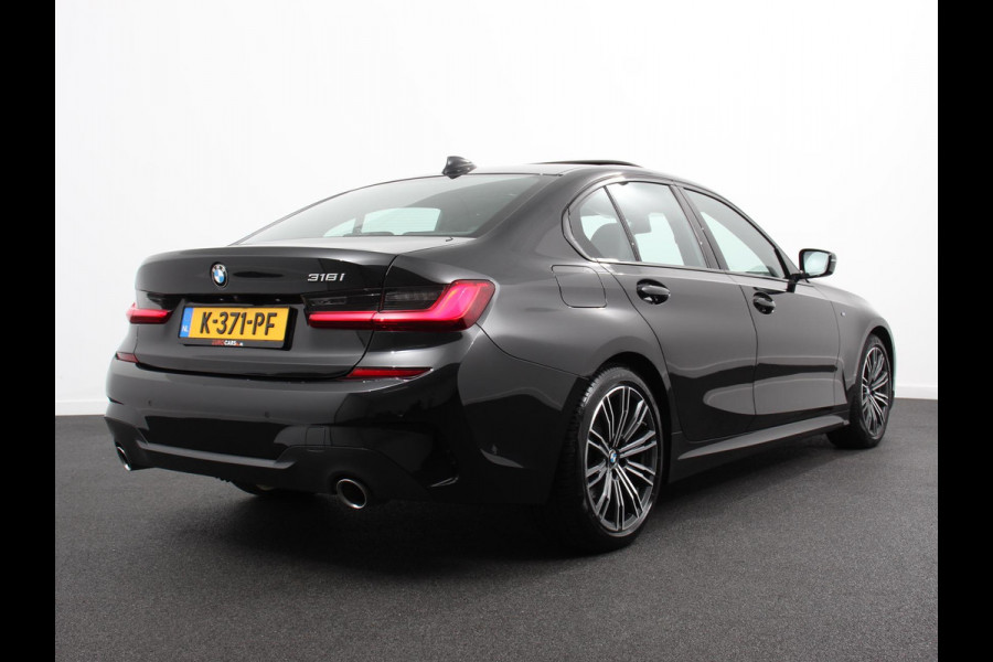 BMW 3 Serie 318i High Executive Edition M Sport | Panorama dak | Full LED | Sfeerverlichting | Climate control |  Navigatie | Carplay/Android Auto | Cruise Control | LM Velgen 18" | PDC VA | Camera